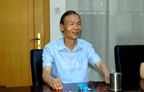 溧阳市代市长苏江华来江苏上上电缆集团指导工作
